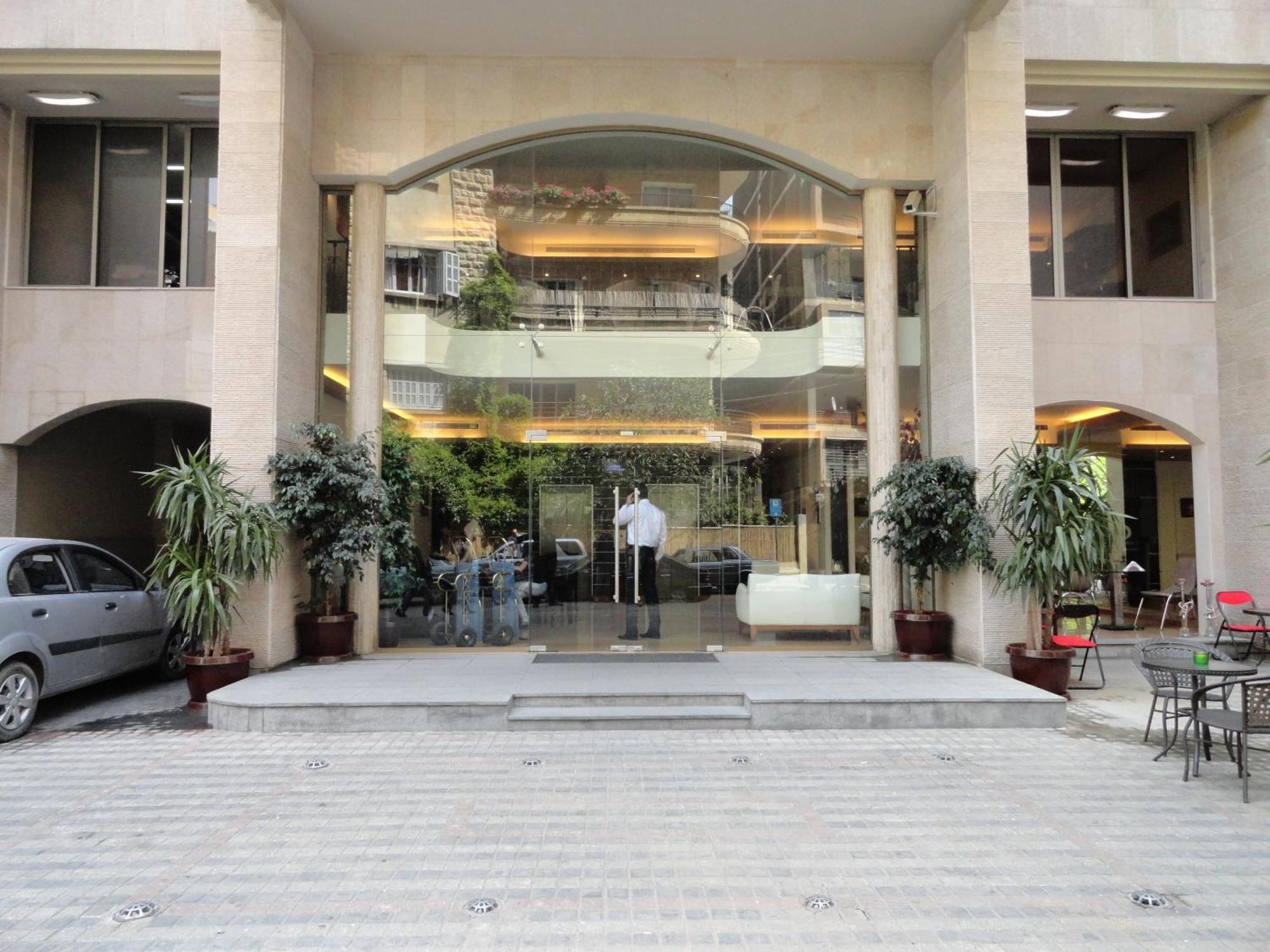 Midtown Hotel & Suites Beirut Exterior foto